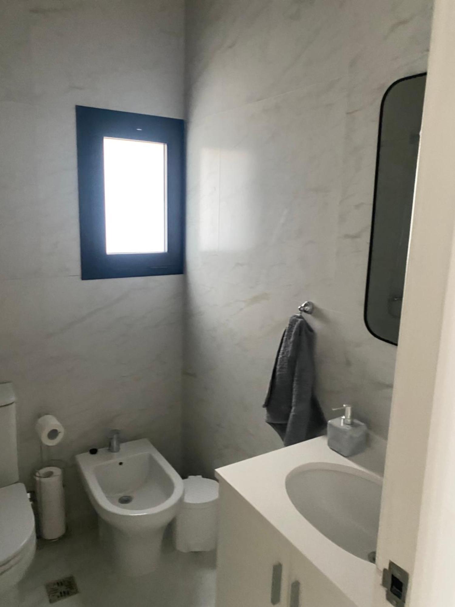 La Canada Open Door